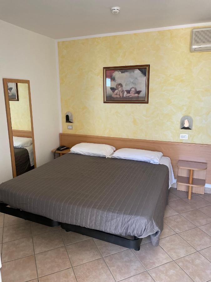 Hotel Palos Rimini Exterior photo
