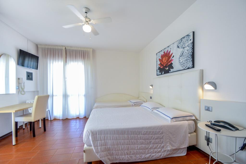 Hotel Palos Rimini Exterior photo